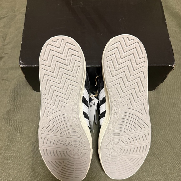 Adidas Nora Skate Shoes in Black & White - Picture 4 of 6